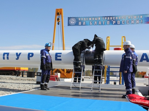 Президент поучаствовал в запуске нефтепроводов в Заполярье